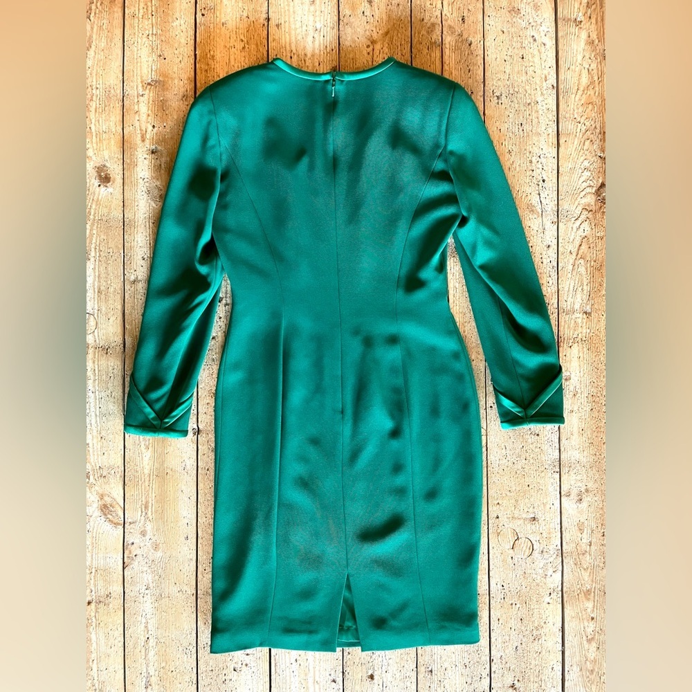 Bill Blass Vintage Emerald Green Dress with Gold Button Cuffs Size 6 - Picture 4 of 7